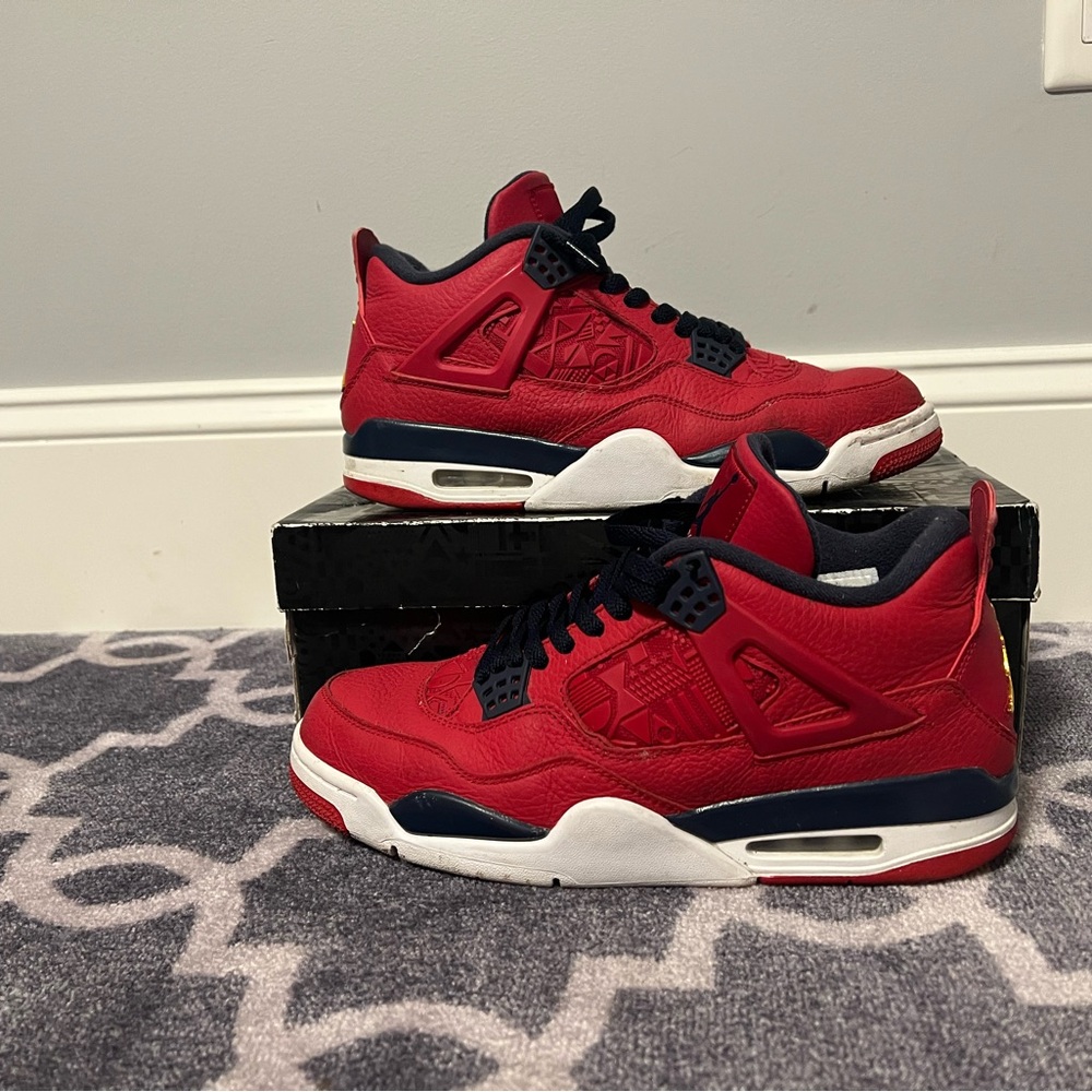 Air Jordan 4 Retro FIBA